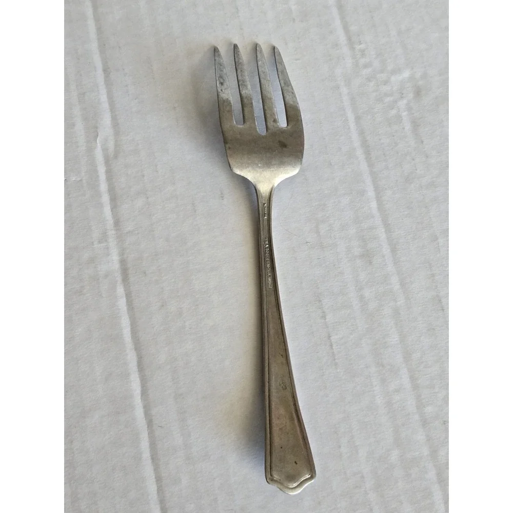 Antique Wm A Rogers‎ Nickel Silver Lettuce Salad Serving Fork Ornate Scroll